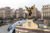 «Скворечник» над Майданом: появились свежие фото незаконной надстройки в центре Киева. ФОТО