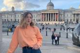 Стильная дочь Елены Кравец позировала на улицах Лондона