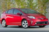 Toyota отзывает почти 2 млн автомобилей по всему миру