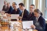 Немецкие министры ночуют на работе, дабы не платить за съемное жилье