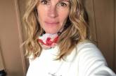 52-летняя Джулия Робертс опубликовала честное фото без макияжа и фильтров