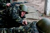 Добровольцы Национальной гвардии Украины проходят учения