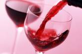 Красное вино поможет уничтожить бактерии  в полости рта