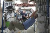 Астронавты NASA в невесомости сыграли на МКС в футбол 
