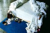 Скандальная инсталляция "Моя кровать" продана с аукциона за 4 миллиона