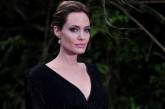 Анджелина Джоли запретила Брэду Питту сниматься в любовных сценах