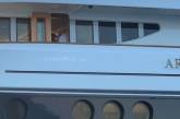 $350 тысяч в месяц: в Сети показали роскошную яхту, на которой отдыхает семья Порошенко. ФОТО