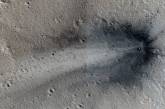 На Марсе найден свежий след внешнего воздействия