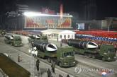 Ким Чен Ын устроил посреди ночи военный парад (ФОТО)
