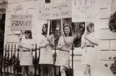 Протест в защиту мини-юбок. Лондон, 1966 г. ФОТО