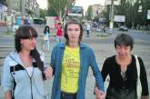 После жестокого избиения Саша Попова заговорила на английском и немецком