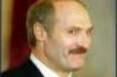 Автократ Лукашенко заигрывает с Западом