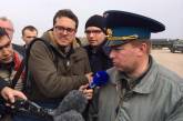 Украинских офицеров, захваченных в Крыму, отпустили