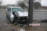 В Николаеве разбился Mercedes — пассажира увезла «скорая»