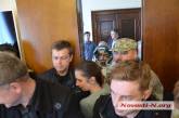Активисты потребовали отзвать Солтыса,  Апанасенко - предупредить