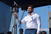 Губернатор Савченко хочет извинений за стихотворение