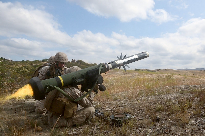  Администрация Трампа не может решить вопрос о поставках оружия Украине
