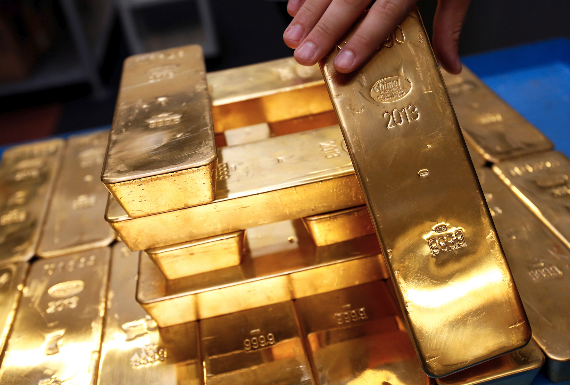 Золото стрімко дорожчає у всьому світі - що трапилося?