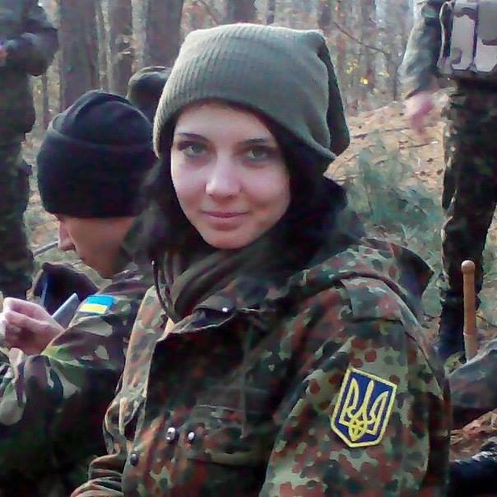 Жінок-військовослужбовців на фронті все більше: чи дійде справа до їхньої мобілізації? Жінок-військовослужбовців на фронті все більше: чи дійде справа до їхньої мобілізації?