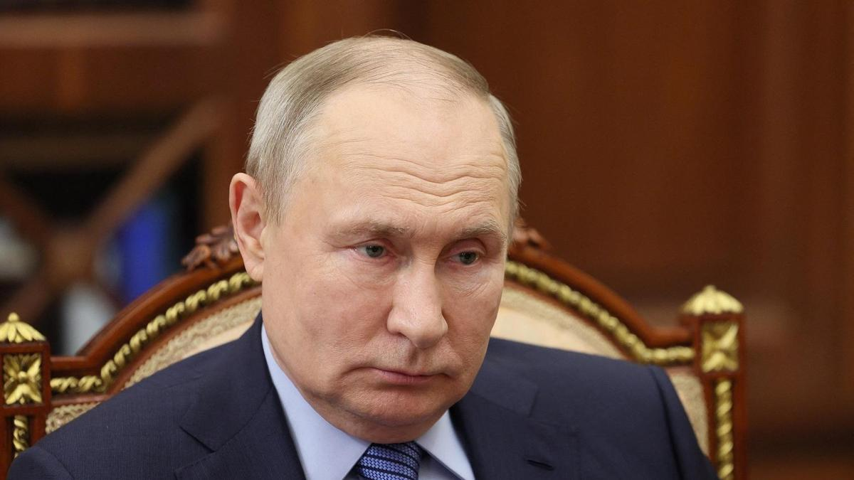 Поездка Путина в Будапешт: атакуют самолет или арестуют по ордеру Гаагского суда? Поездка Путина в Будапешт: атакуют самолет или арестуют по ордеру Гаагского суда?