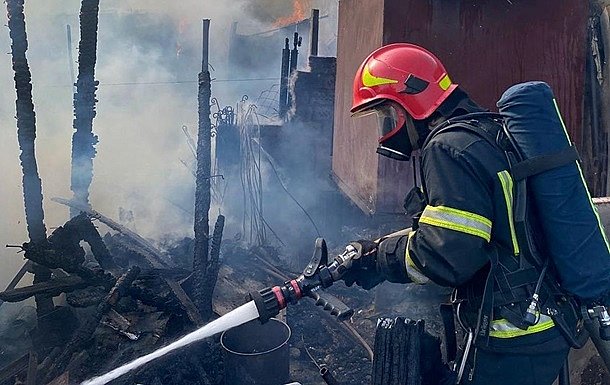 Российский обстрел Херсонской области: погибла женщина, ранены 18 человек Российский обстрел Херсонской области: погибла женщина, ранены 18 человек