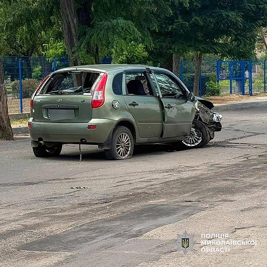 Удар по Очакову з «Торнадо-С»: двоє поранених у тяжкому стані, пошкоджено 28 об'єктів Удар по Очакову з «Торнадо-С»: двоє поранених у тяжкому стані, пошкоджено 28 об'єктів