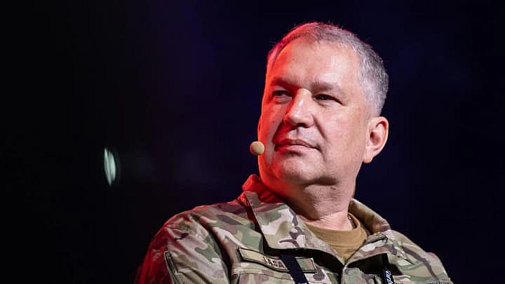 Замкомандующего Воздушных сил Украины подал рапорт об увольнении после отставки Федорова Замкомандующего Воздушных сил Украины подал рапорт об увольнении после отставки Федорова