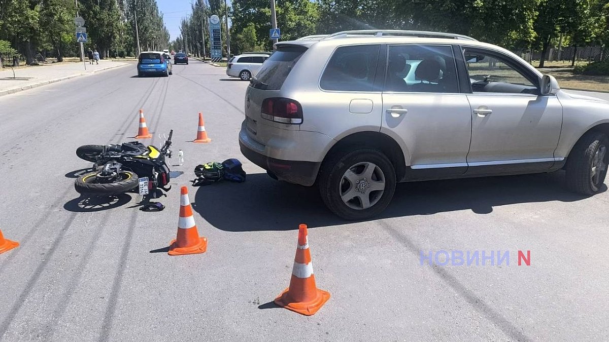 В Николаеве «Туарег» сбил несовершеннолетнего мотоциклиста - пострадавший травмирован В Николаеве «Туарег» сбил несовершеннолетнего мотоциклиста - пострадавший травмирован