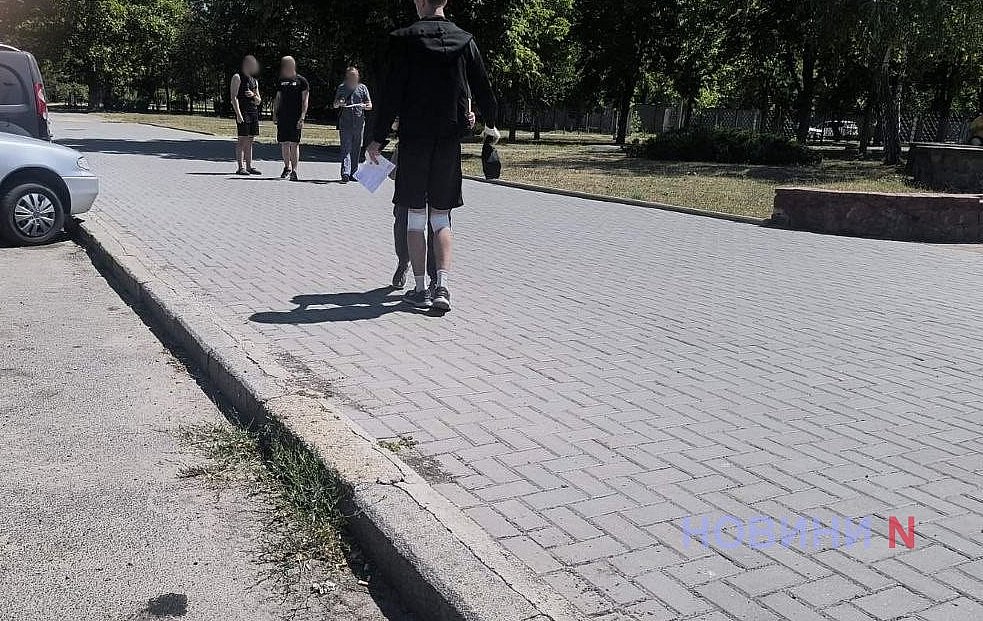 В Николаеве «Туарег» сбил несовершеннолетнего мотоциклиста - пострадавший травмирован В Николаеве «Туарег» сбил несовершеннолетнего мотоциклиста - пострадавший травмирован