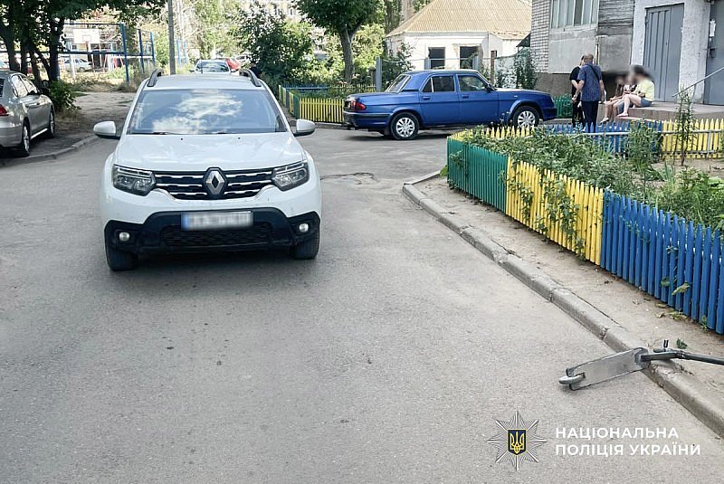 Водитель на Renault сбил 5-летнего мальчика в Николаеве Водитель на Renault сбил 5-летнего мальчика в Николаеве