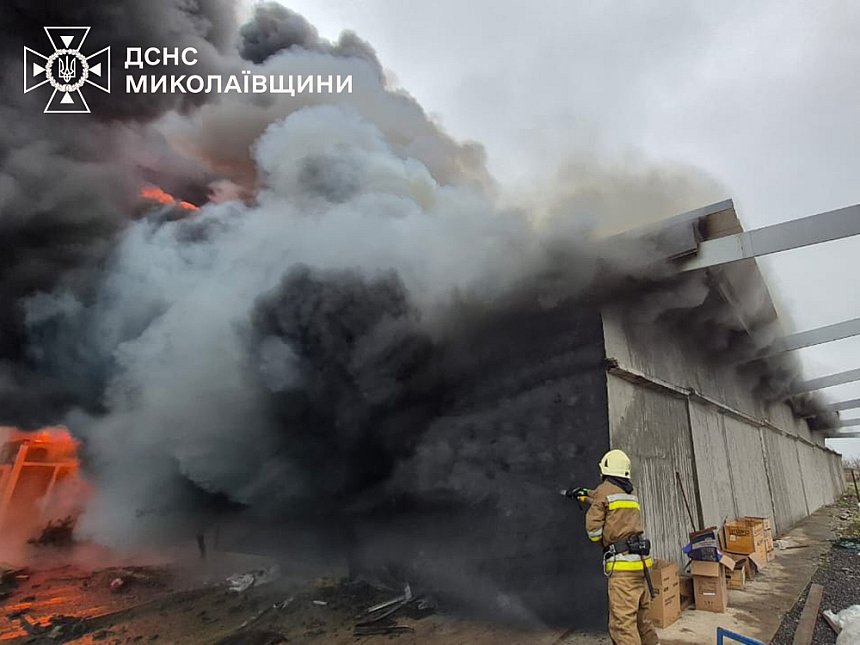 У червні пожежі після атак РФ завдали Миколаївщині збитків на понад 1,5 млн гривень У червні пожежі після атак РФ завдали Миколаївщині збитків на понад 1,5 млн гривень