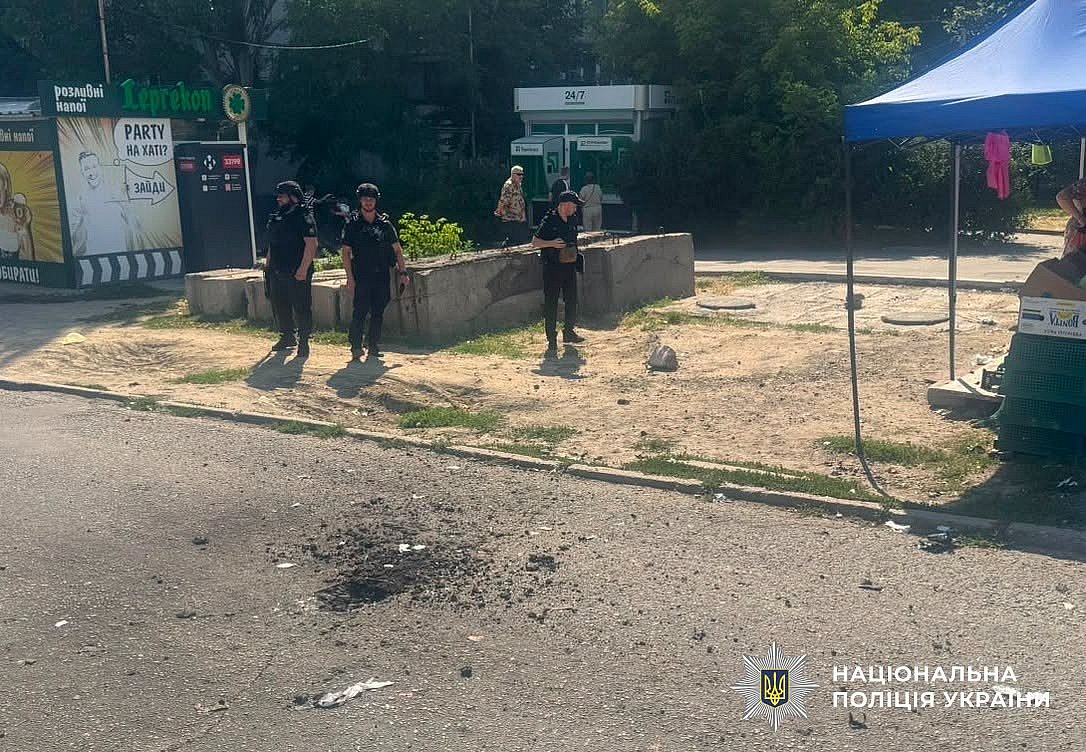 Росія нанесла понад тисячу ударів по Запорізькій області за сутки: загинуло троє людей, 47 поранено Росія нанесла понад тисячу ударів по Запорізькій області за сутки: загинуло троє людей, 47 поранено
