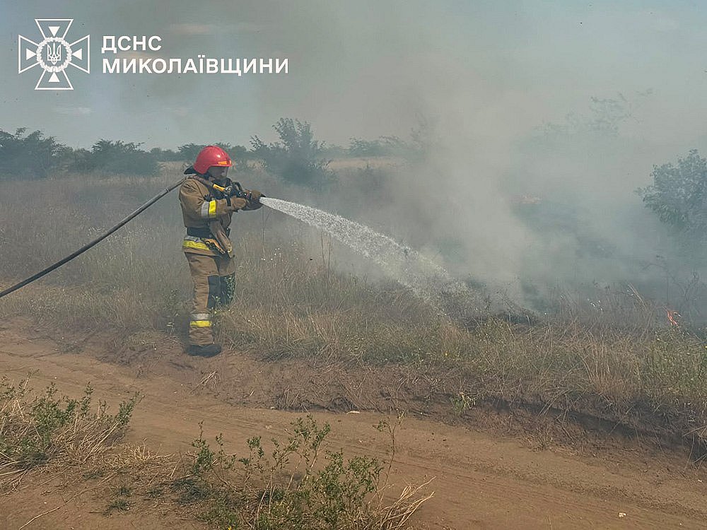 За сутки на Николаевщине зарегистрировано 29 пожаров, часть из них - из-за атак дронов За сутки на Николаевщине зарегистрировано 29 пожаров, часть из них - из-за атак дронов