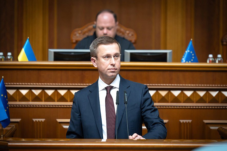 Кадрові зміни в Кабінеті Міністрів: хто увійшов до урядової команди від партії «Слуга Народу» Кадрові зміни в Кабінеті Міністрів: хто увійшов до урядової команди від партії «Слуга Народу»