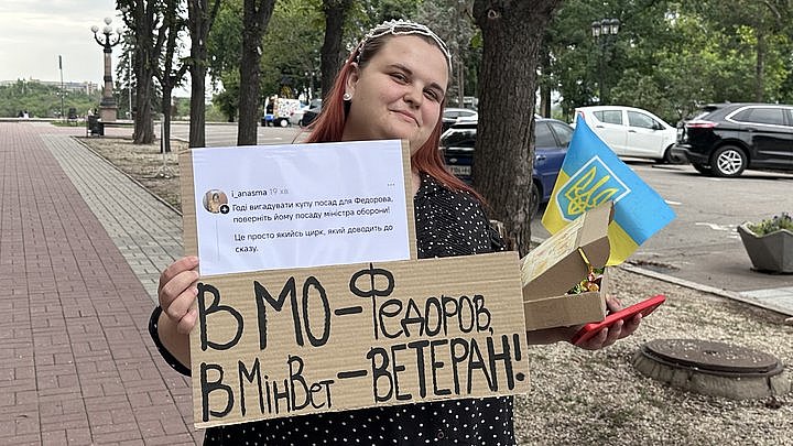 Восьмой день подряд в Николаеве протестуют против указов Зеленского Восьмой день подряд в Николаеве протестуют против указов Зеленского