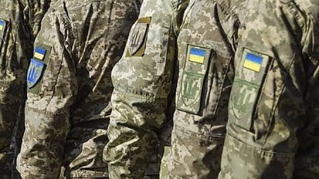 Зеленський продовжив мобілізацію та військовий стан до кінця жовтня Зеленський продовжив мобілізацію та військовий стан до кінця жовтня