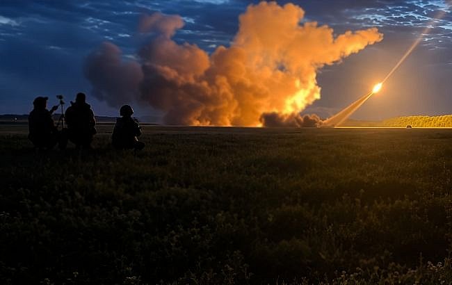 Появилось видео запуска украинской ракеты «Фламинго» по заводу «Авитек» в России Появилось видео запуска украинской ракеты «Фламинго» по заводу «Авитек» в России