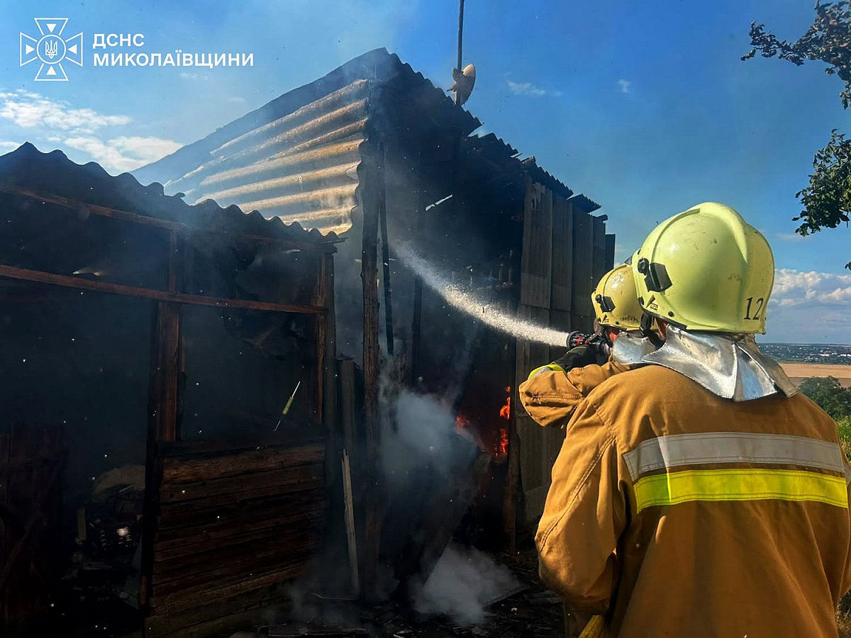 В Николаевской области за сутки ликвидировали 10 пожаров В Николаевской области за сутки ликвидировали 10 пожаров