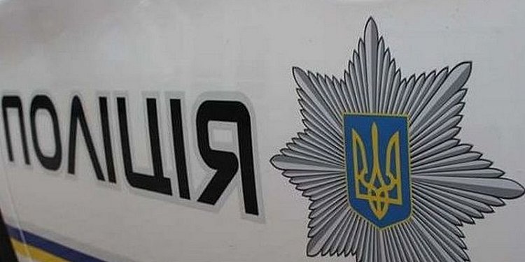 Поліція розшукала дівчат, які пішли з лікарні у Миколаєві Поліція розшукала дівчат, які пішли з лікарні у Миколаєві