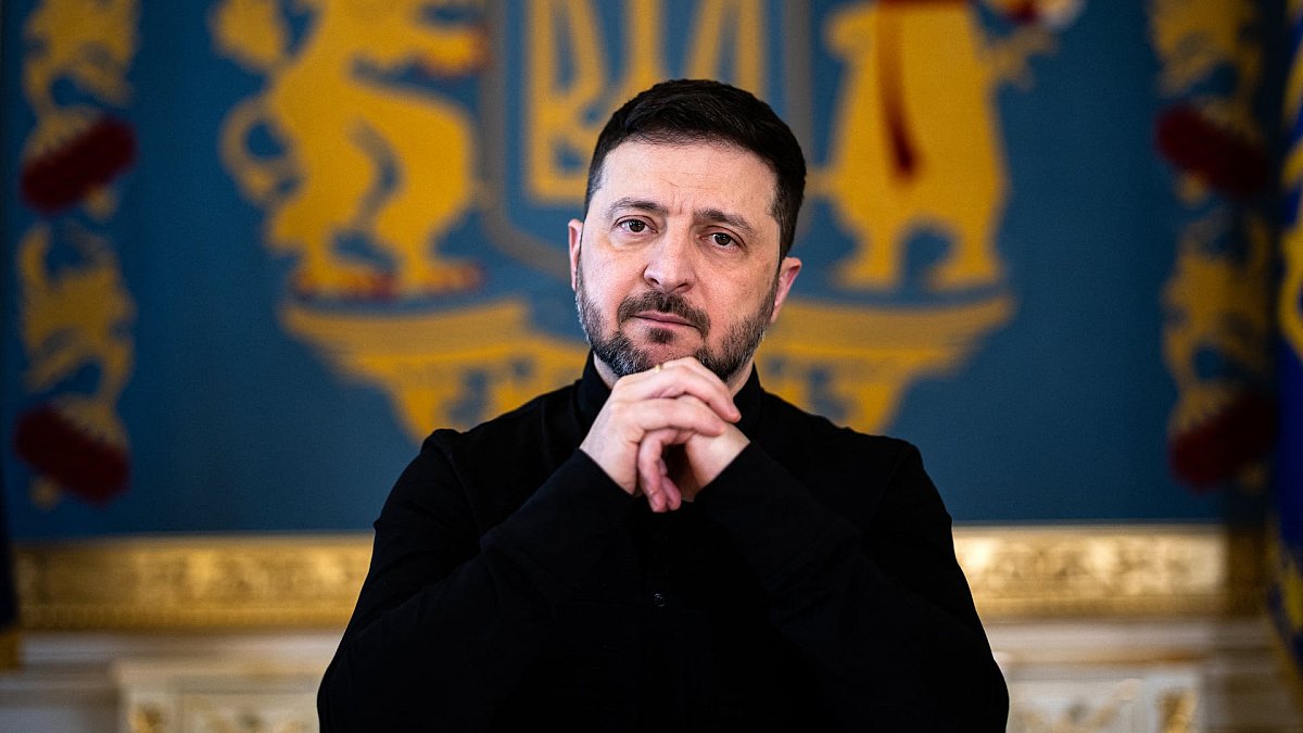 Зеленский заявил о подготовке Россией новой мобилизации и переброске 30 тысяч военных из КНДР Зеленский заявил о подготовке Россией новой мобилизации и переброске 30 тысяч военных из КНДР