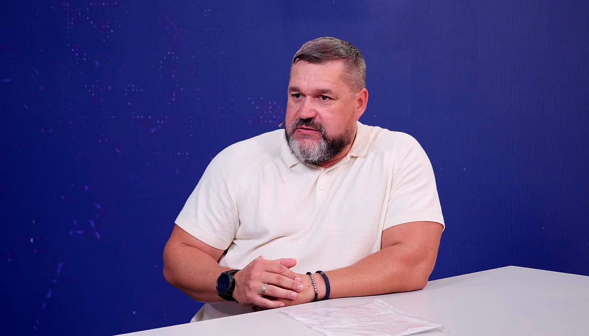 Денис Андрєєв в ефірі ТРК «МАРТ»: обговорили символіку Миколаївщини, реформи в освіті та медицині, а також захист дітей Денис Андрєєв в ефірі ТРК «МАРТ»: обговорили символіку Миколаївщини, реформи в освіті та медицині, а також захист дітей