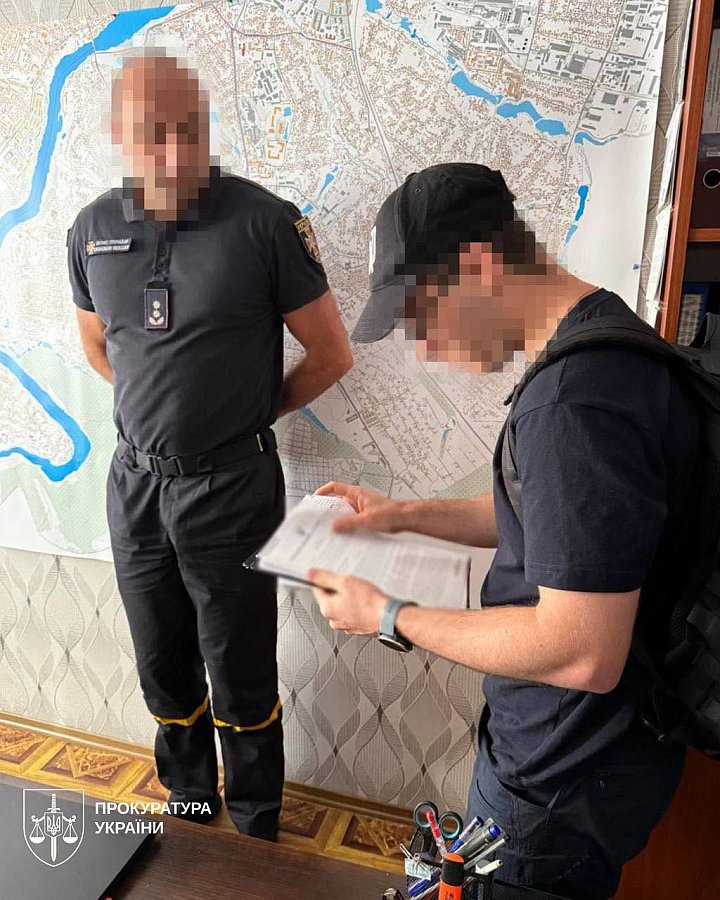 Экс-начальника ГСЧС Винницкой области будут судить за эксплуатацию подчиненных и незаконное обогащение на 14,5 млн Экс-начальника ГСЧС Винницкой области будут судить за эксплуатацию подчиненных и незаконное обогащение на 14,5 млн