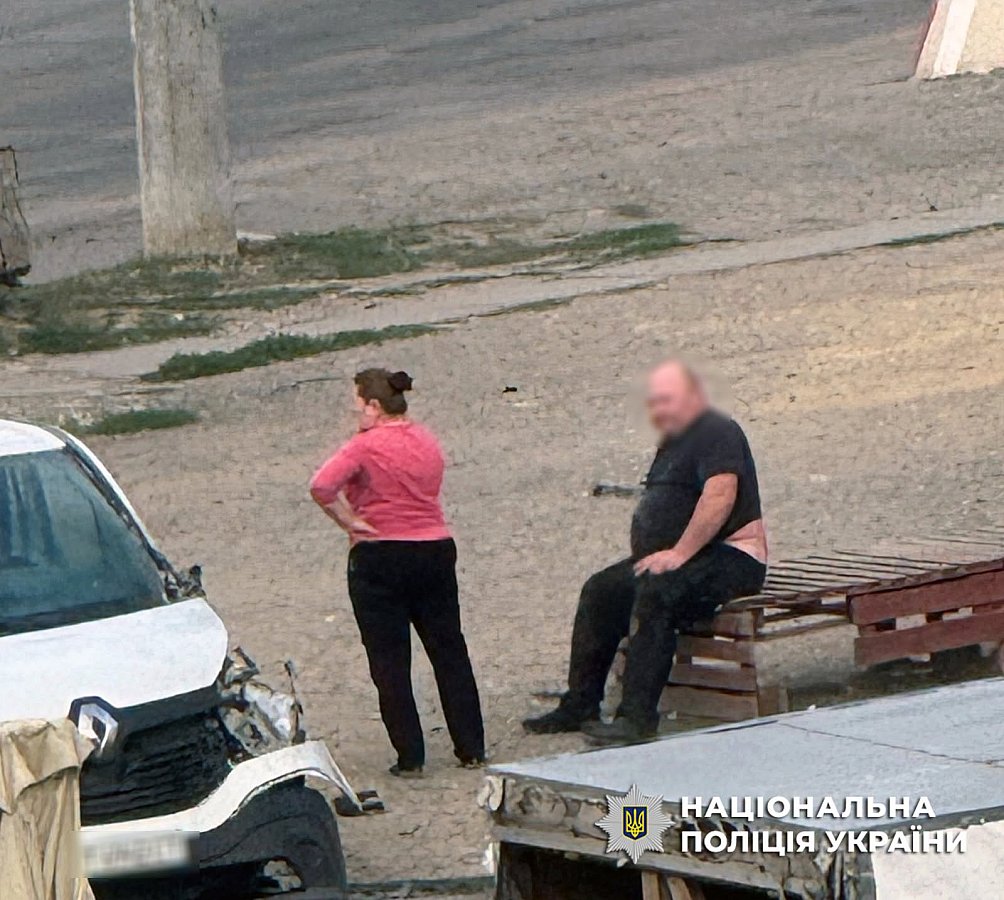 В Херсоне оккупанты устроили охоту на жителя Николаевской области (видео) В Херсоне оккупанты устроили охоту на жителя Николаевской области (видео)