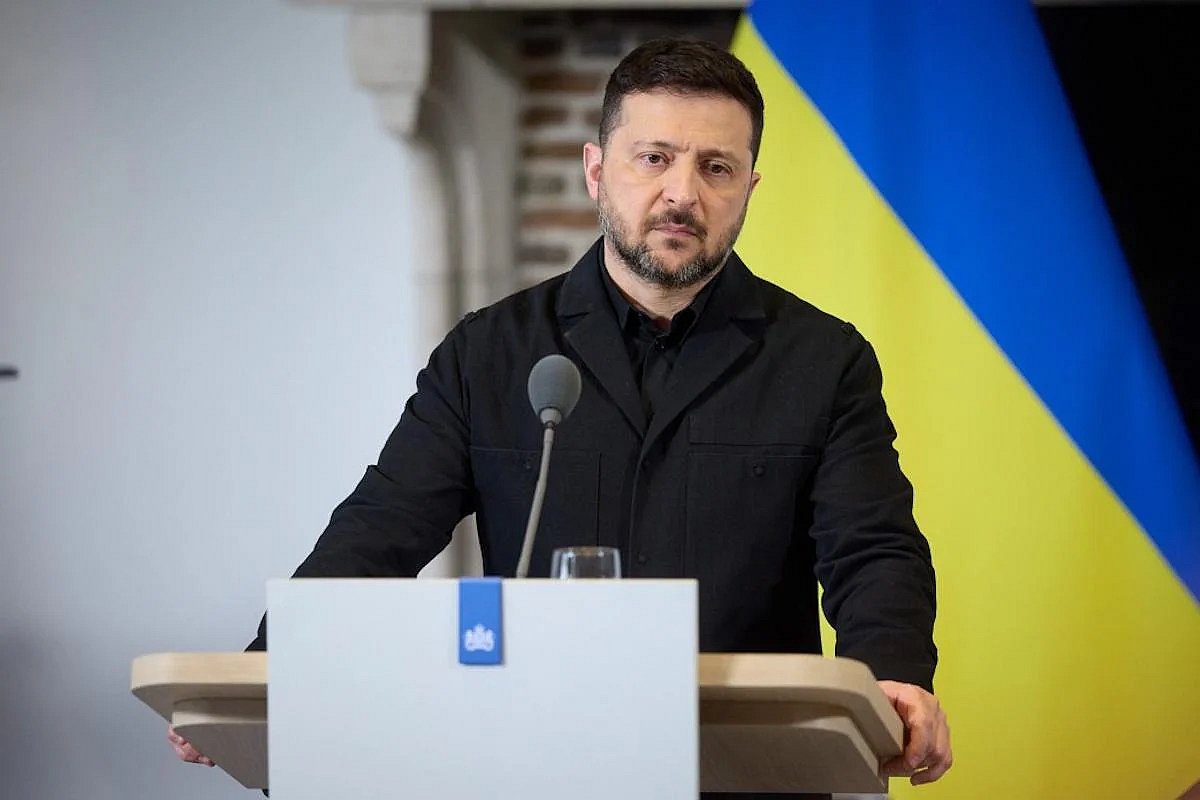 Зеленский отреагировал на "адские" санкции США против РФ Зеленский отреагировал на "адские" санкции США против РФ