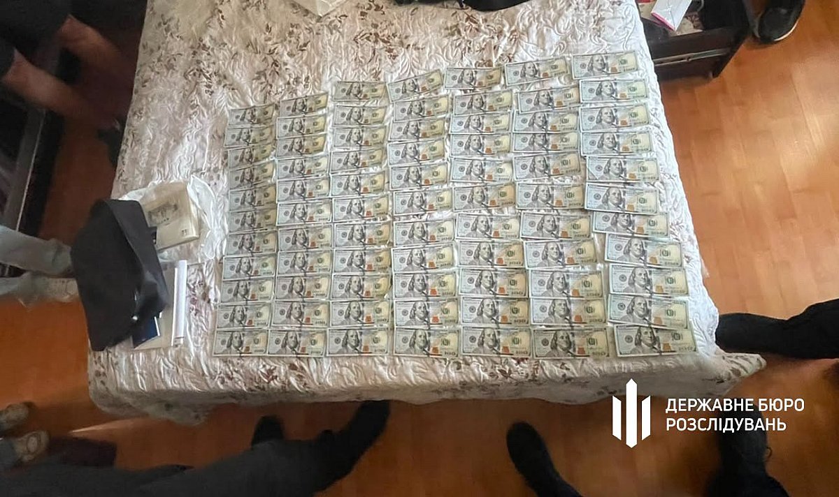 До $10 тисяч за втечу з армії: ГБР затримало військового та його спільників До $10 тисяч за втечу з армії: ГБР затримало військового та його спільників