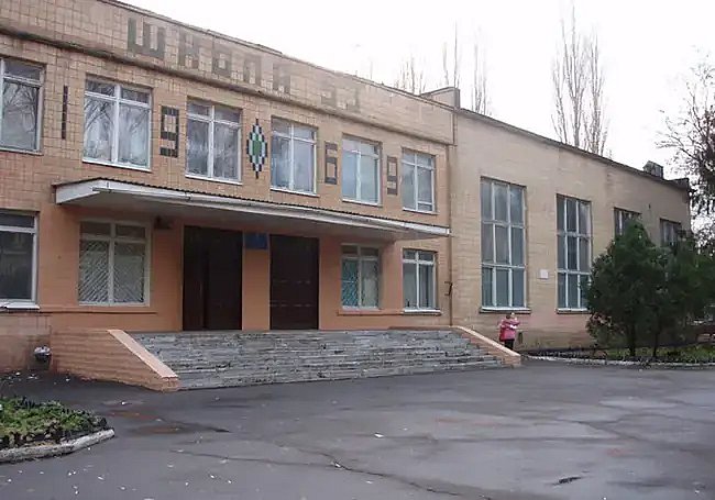 В Одессе учительница выпала из окна В Одессе учительница выпала из окна