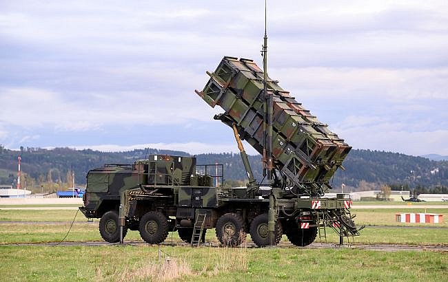 Виробники Patriot не хочуть передавати Україні ліцензії на ракети: чим пояснюють Виробники Patriot не хочуть передавати Україні ліцензії на ракети: чим пояснюють