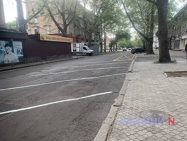 В Николаеве на некоторых улицах ночью запретят парковаться В Николаеве на некоторых улицах ночью запретят парковаться