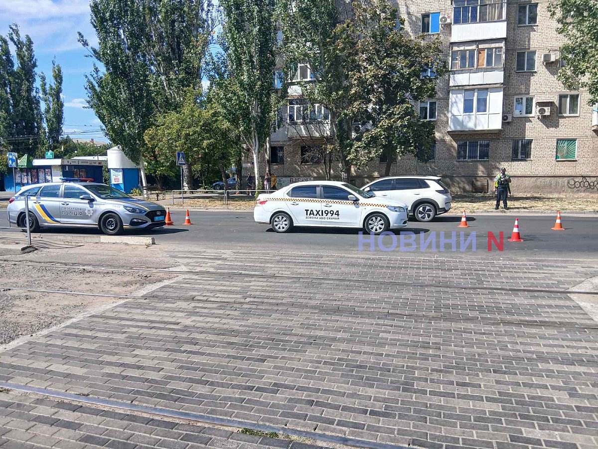 В Николаеве такси сбило женщину: пострадавшую госпитализировали В Николаеве такси сбило женщину: пострадавшую госпитализировали