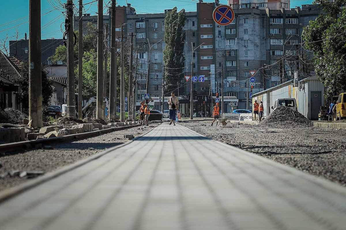 Как проходит ремонт дороги на 6-й Слободской: мэр рассказал о ходе работ (фото) Как проходит ремонт дороги на 6-й Слободской: мэр рассказал о ходе работ (фото)